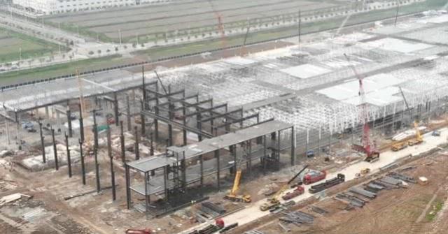 特斯拉上海超級工廠建設(shè)加速 最快9月初試生產(chǎn)，引領(lǐng)全球新能源汽車制造新篇章